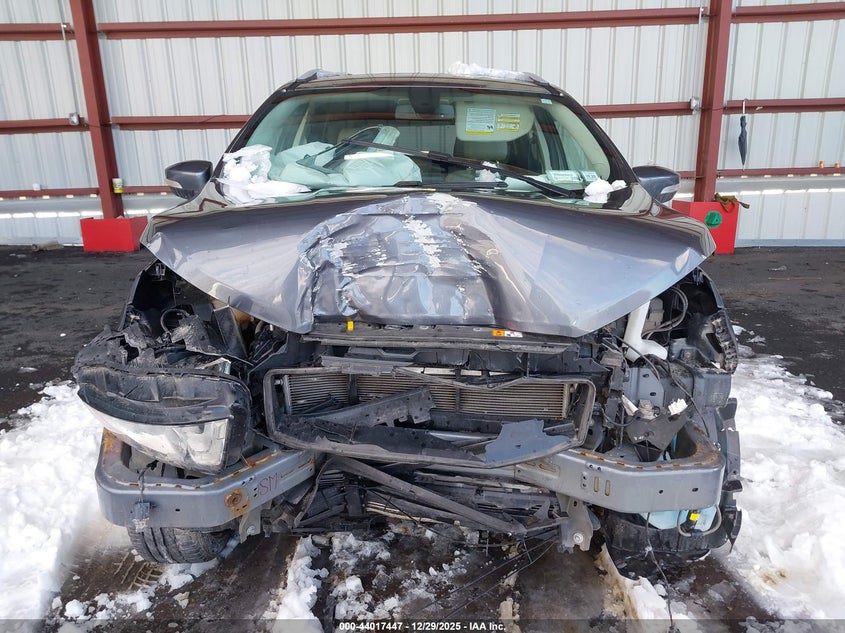 VIN MAJ6S3KL8KC281887 2019 FORD ECOSPORT TITANIUM