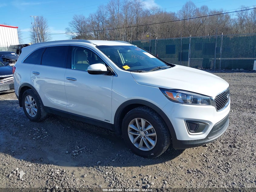 5XYPGDA32JG414581 2018 Kia Sorento 2.4L Lx auction photo 1