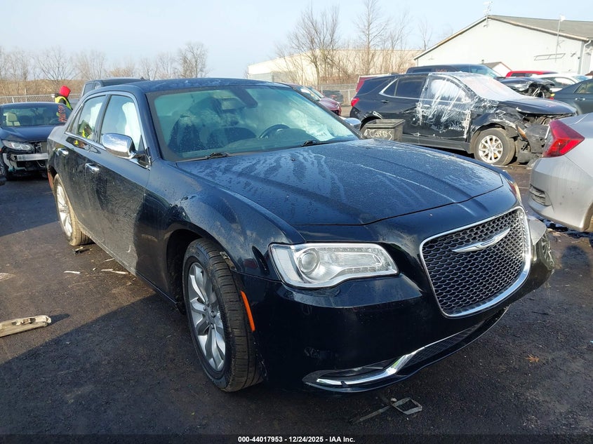 2C3CCAKG1JH149197 2018 Chrysler 300 Limited Awd auction photo 1