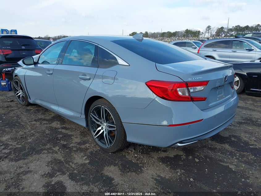2022 Honda Accord Hybrid Touring