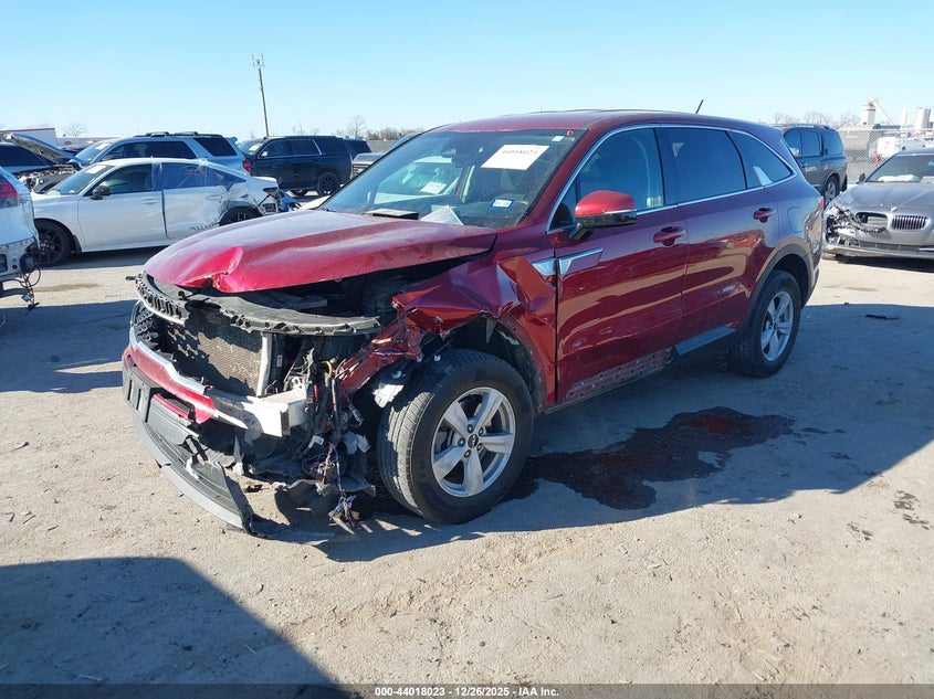 VIN 5XYRGDLC5NG151000 2022 KIA SORENTO LX