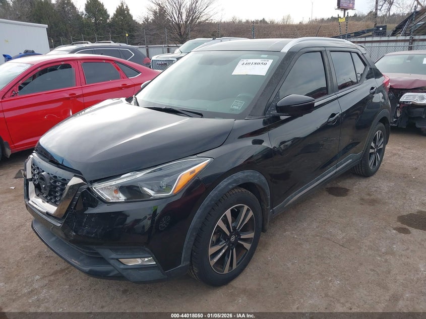 VIN 3N1CP5CU3KL528614 2019 NISSAN KICKS SR