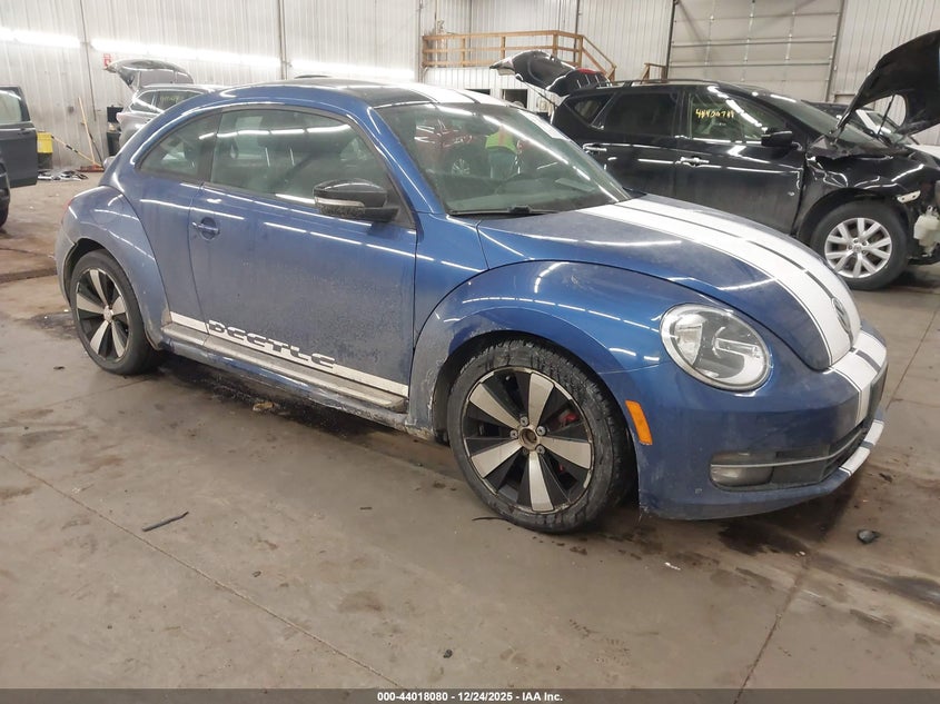 3VWV67AT8CM666303 2012 Volkswagen Beetle 2.0T Turbo auction photo 1