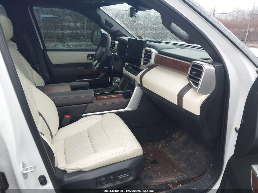 2022 Toyota Tundra - 5TFMA5DB1NX030601