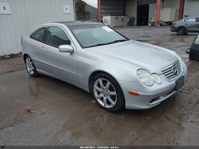 WDBRN40J04A587453 2004 Mercedes-Benz C 230 Kompressor Sport auction photo 1