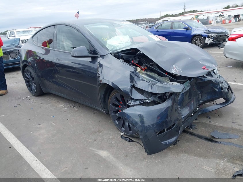 7SAYGDEF9RF022552 2024 Tesla Model Y Performance Dual Motor All-Wheel Drive auction photo 1
