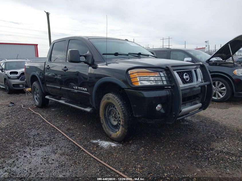 NISSAN TITAN PRO-4X