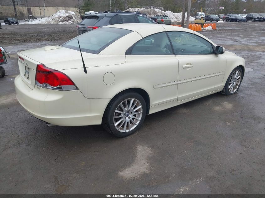 2009 Volvo C70 T5
