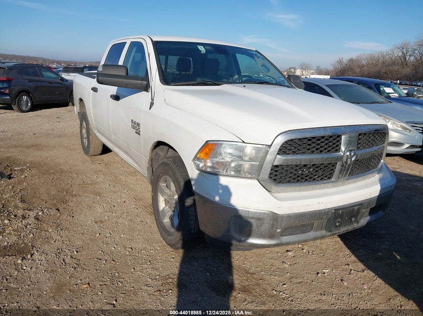 1C6RR7LG6PS566216 2023 Ram 1500 Classic Slt 4X4 5'7 Box auction photo 1