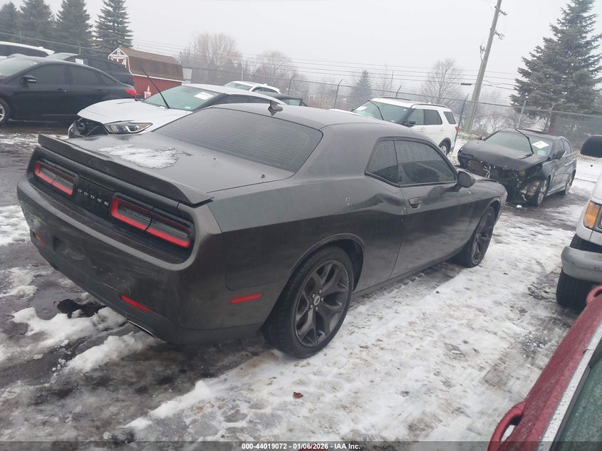 VIN 2C3CDZAG3KH537045 2019 DODGE CHALLENGER SXT