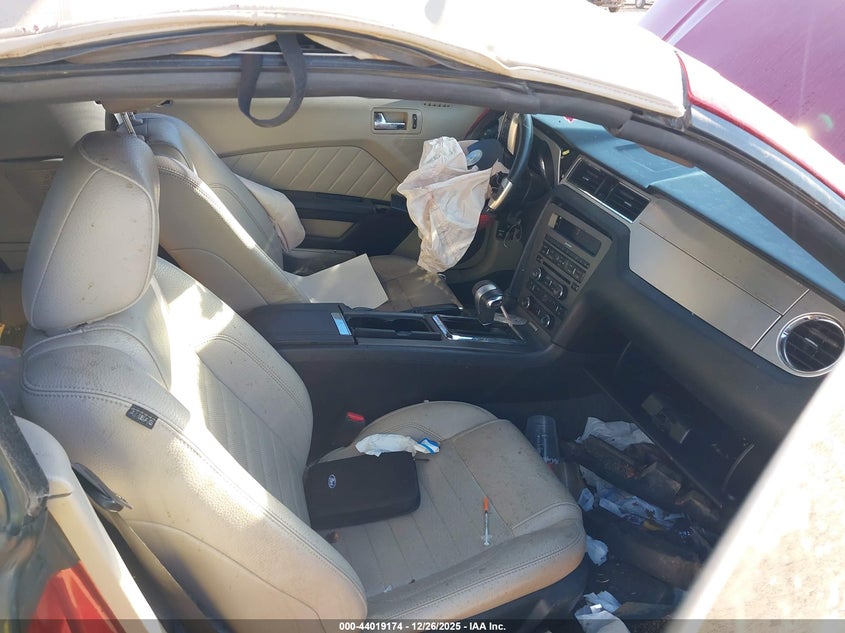 2011 Ford Mustang V6 Premium