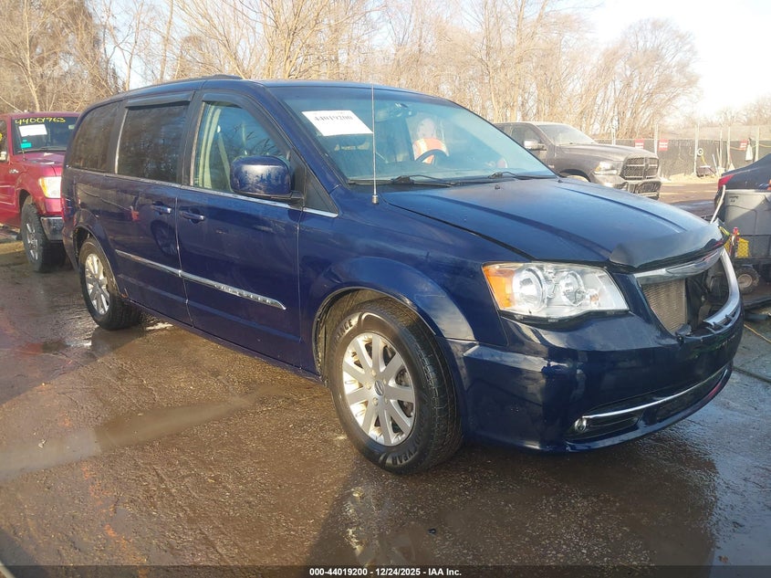 2015 Chrysler Town & Country Touring