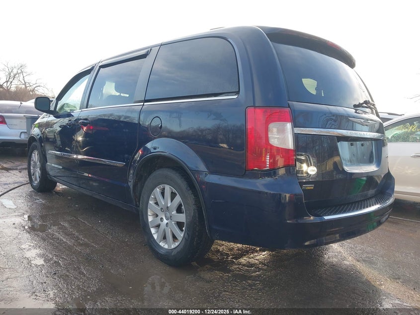 2015 Chrysler Town & Country Touring