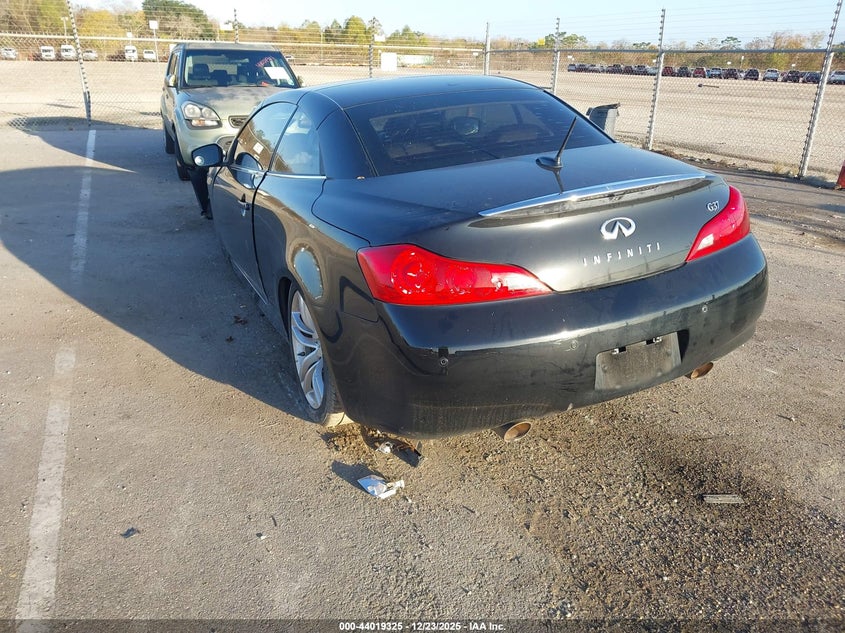2010 Infiniti G37