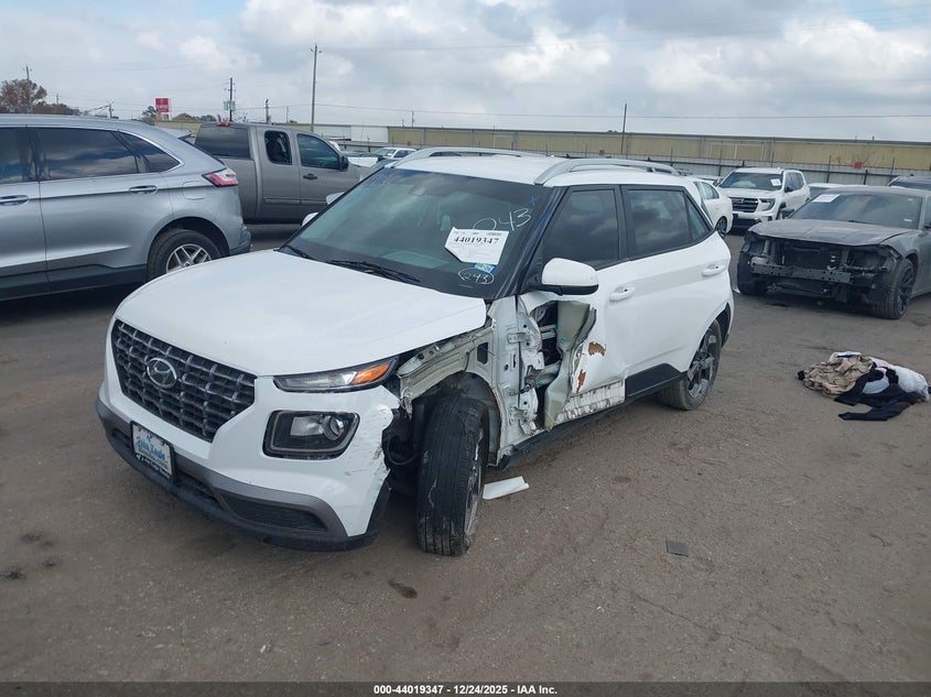 2021 Hyundai Venue Sel