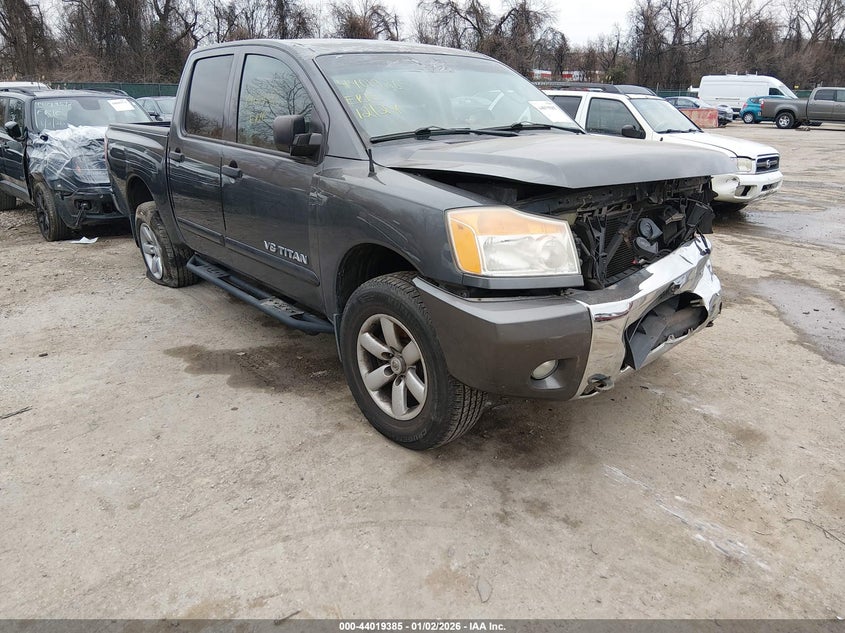 1N6BA0EC3BN313572 2011 Nissan Titan Sv auction photo 1