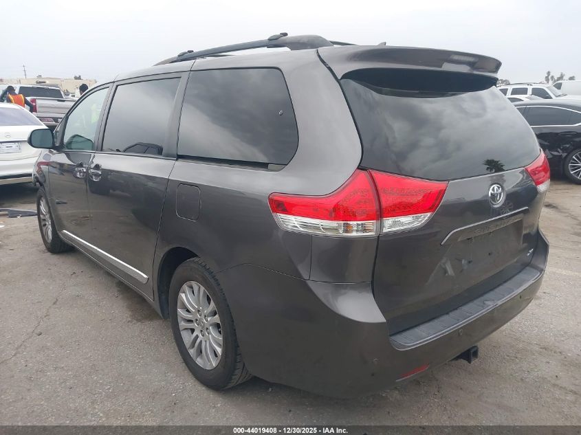 2012 Toyota Sienna Xle V6 8 Passenger