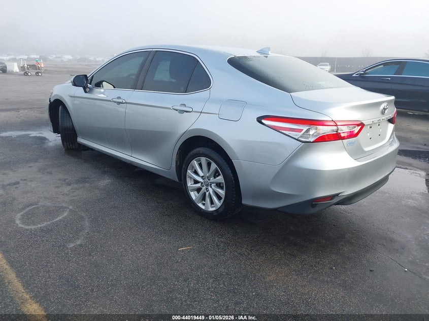 2020 Toyota Camry Le Awd