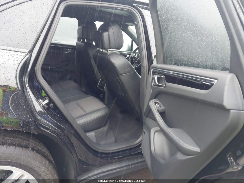 2025 Porsche Macan - WP1AA2A54SLB10153