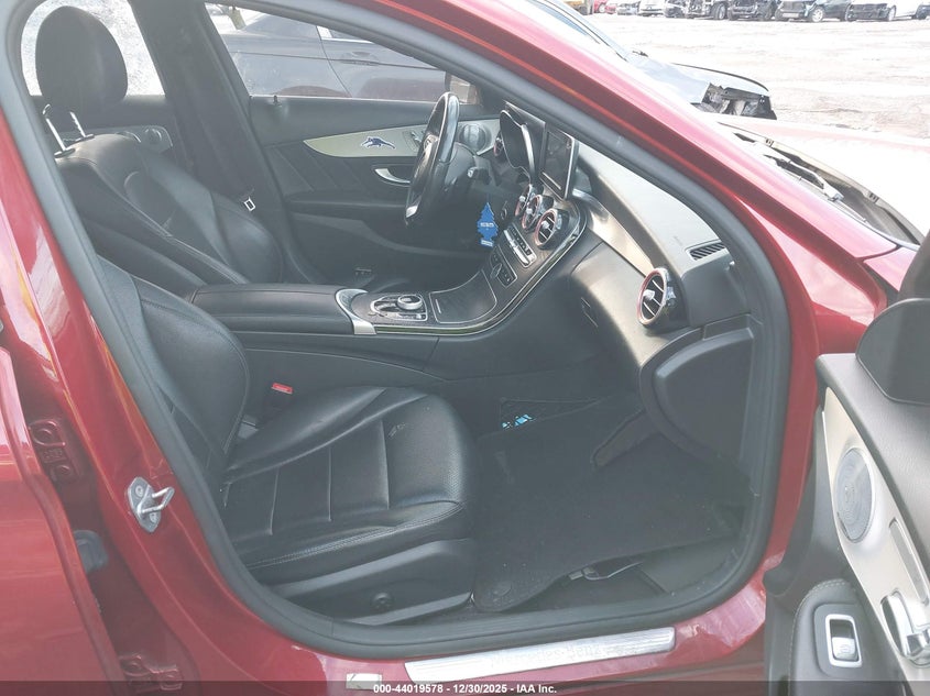 VIN 55SWF4KB2JU272128 2018 MERCEDES-BENZ C 300 4MATIC