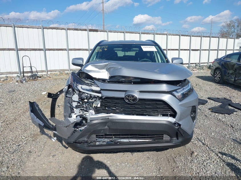 VIN JTMRWRFV0SJ079146 2025 TOYOTA RAV4 HYBRID XLE