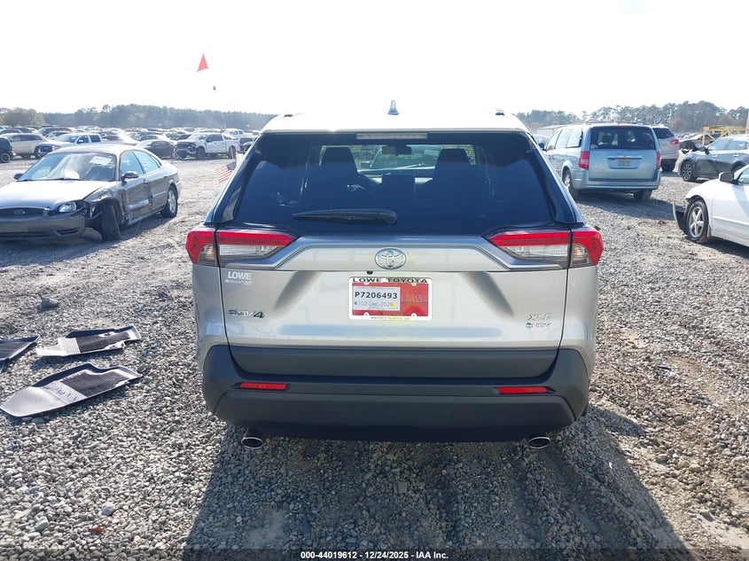 VIN JTMRWRFV0SJ079146 2025 TOYOTA RAV4 HYBRID XLE