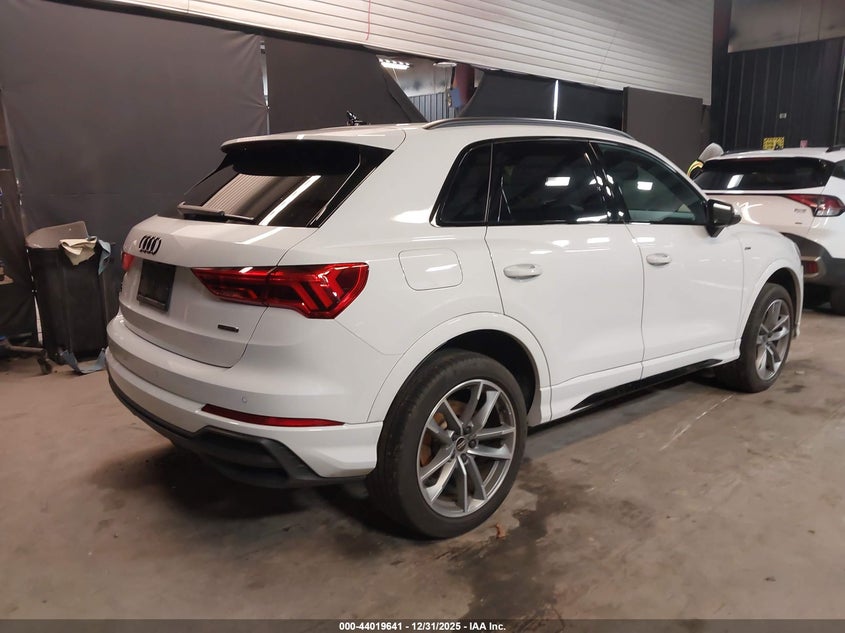 2024 Audi Q3 Premium 45 Tfsi S Line Quattro Tiptronic