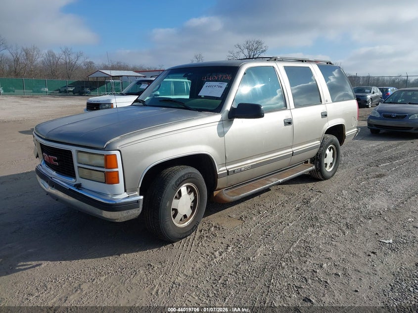 1999 GMC Yukon Sle