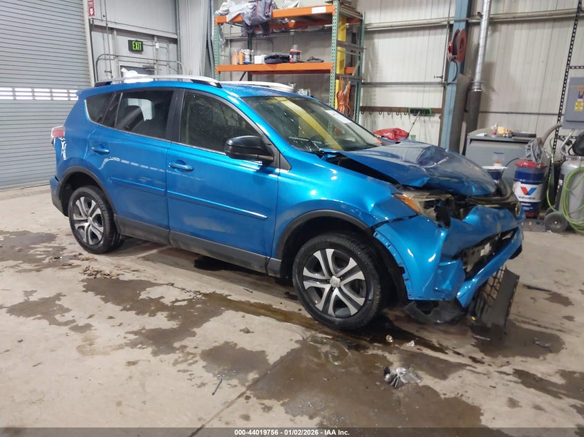 JTMZFREV5JJ183051 2018 Toyota Rav4 Le auction photo 1