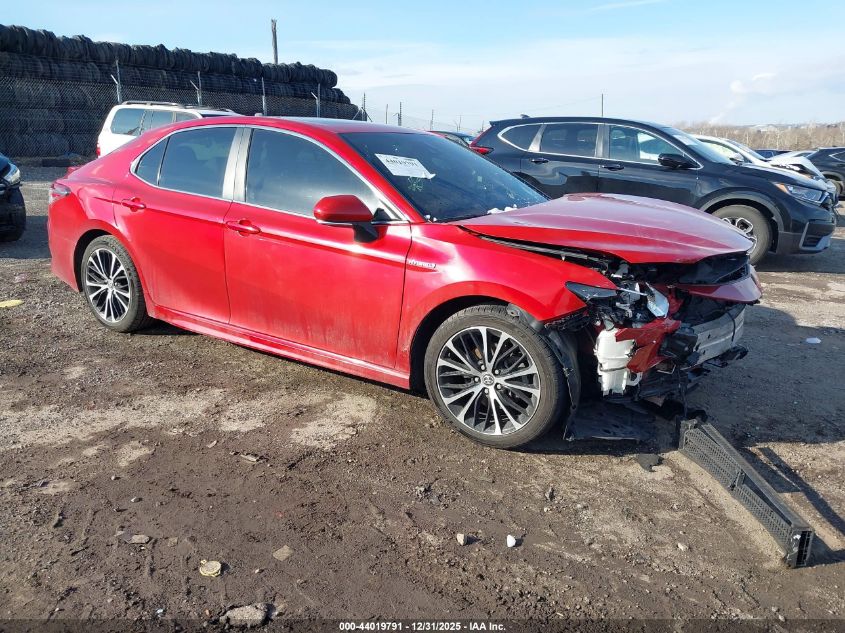 2020 Toyota Camry Hybrid
