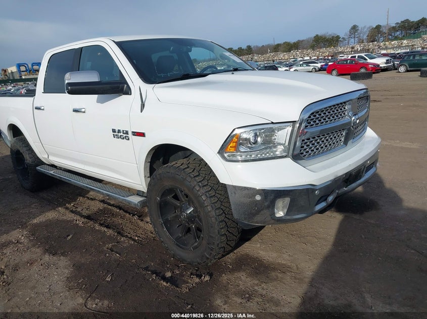 1C6RR7NMXHS883470 2017 Ram 1500 Laramie 4X4 5'7 Box auction photo 1