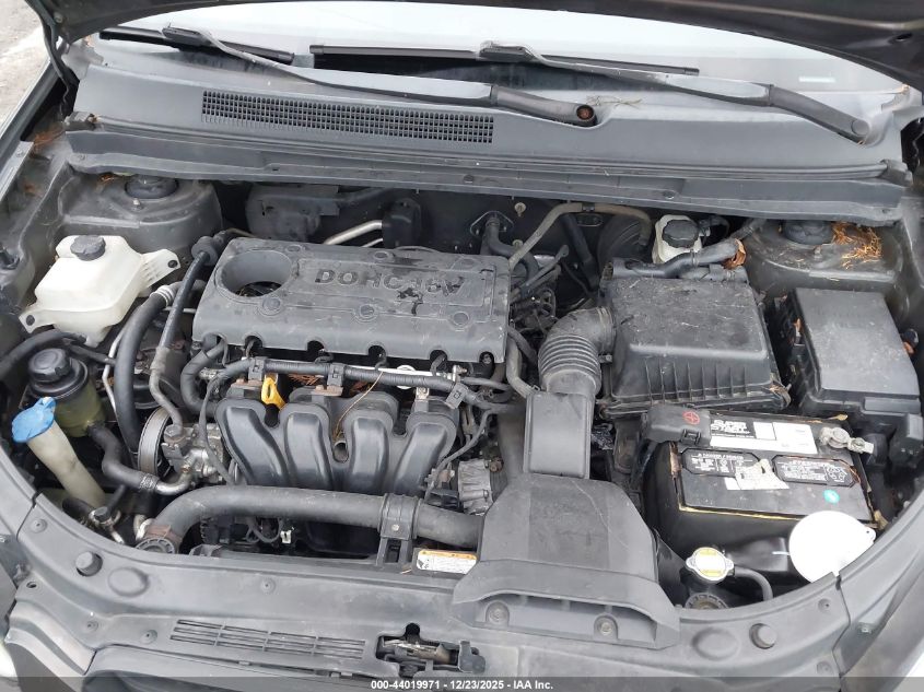 2009 Kia Rondo Lx VIN: KNAFG529X97262463 Lot: 44019971