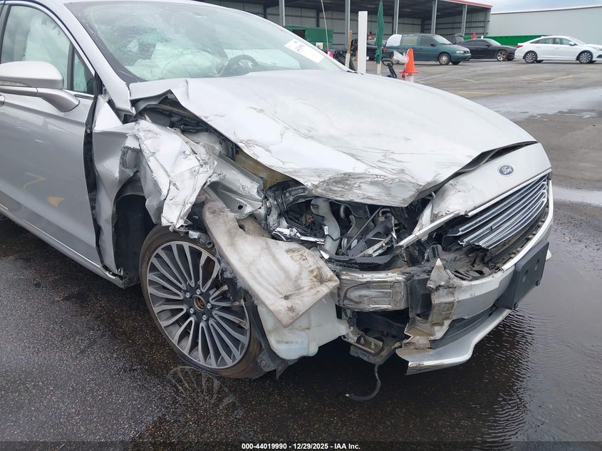 2018 FORD FUSION auction photo 6