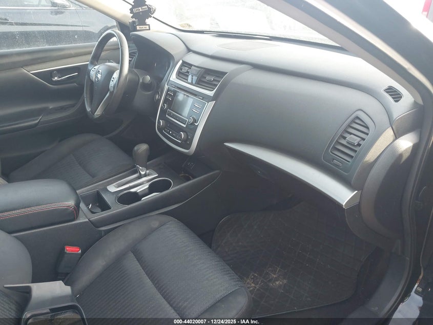 2016 Nissan Altima 2.5 Sv