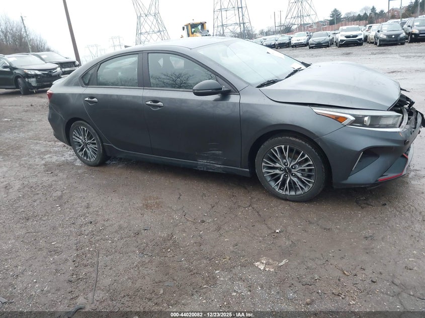 2022 Kia Forte Gt-Line