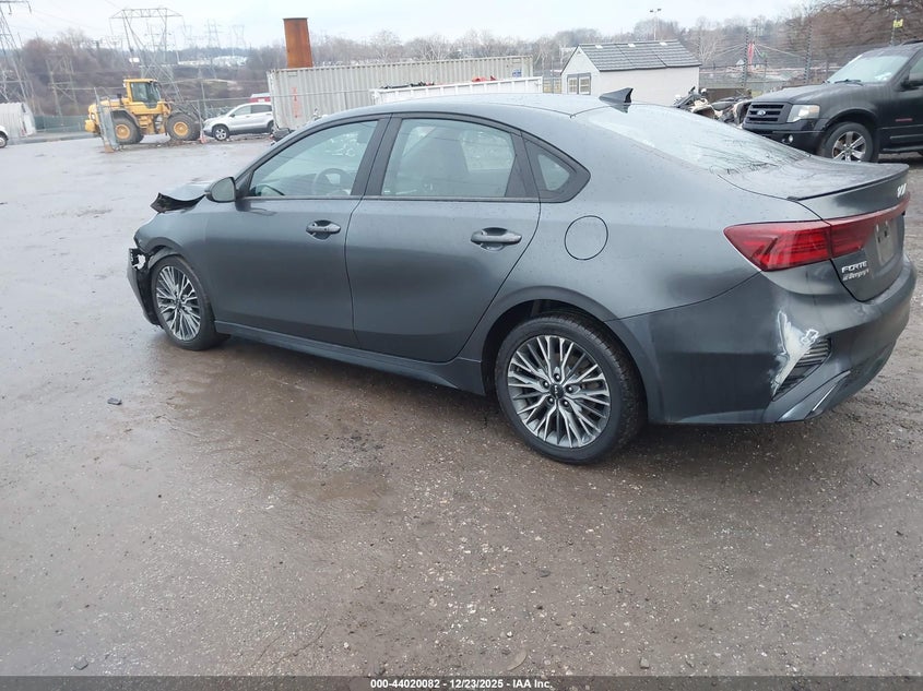 2022 Kia Forte Gt-Line