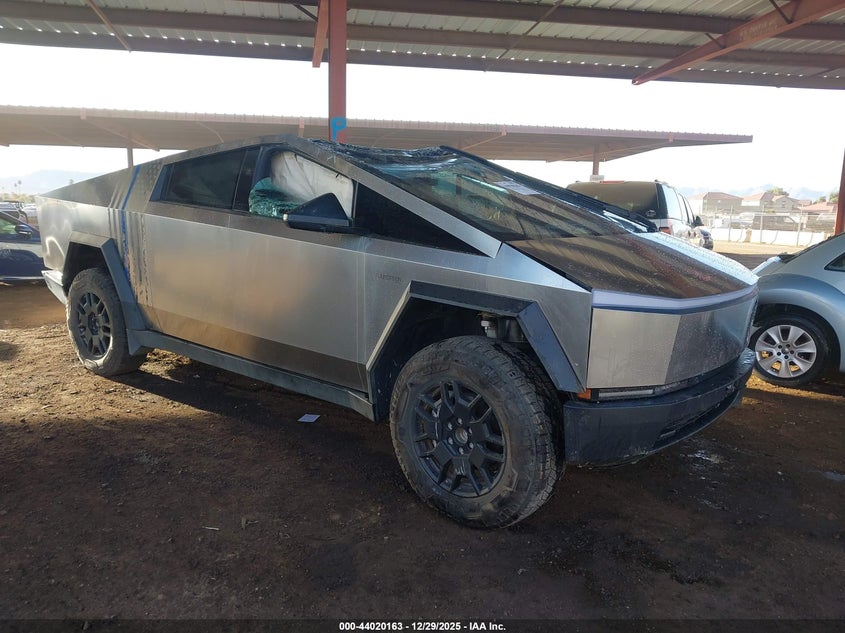 7G2CEHED5RA013022 2024 Tesla Cybertruck All-Wheel Drive auction photo 1