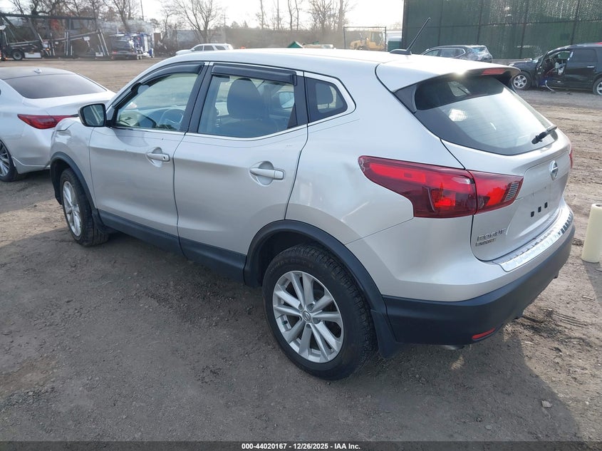2018 Nissan Rogue Sport S