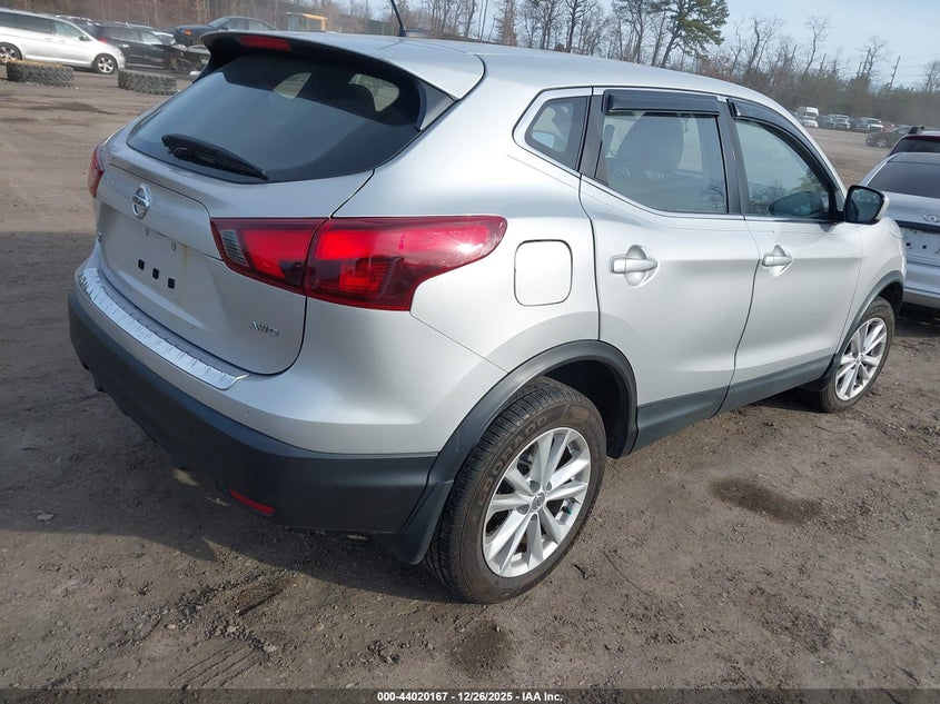 2018 Nissan Rogue Sport S