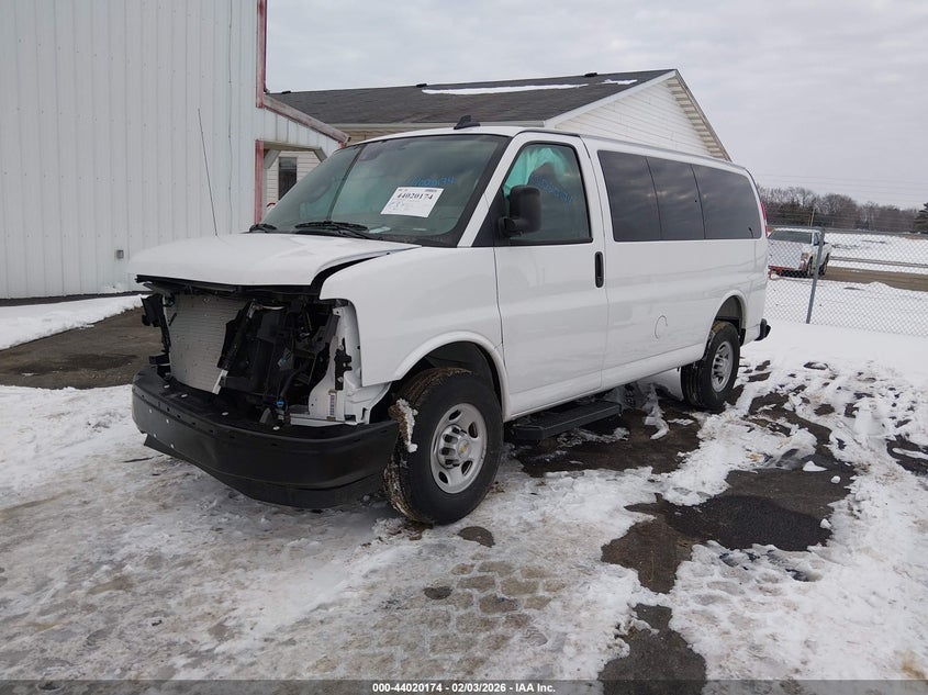 Vin: 1gawgefp6s1268242, lot: 44515938, chevrolet express passenger rwd 2500 regular wheelbase ls 20252