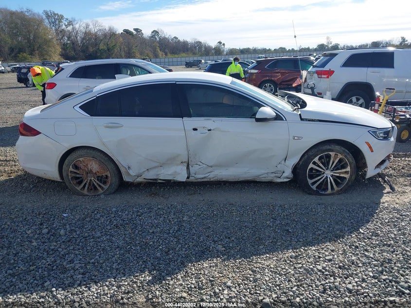 2019 Buick Regal Sportback Fwd Preferred VIN: W04GL6SXXK1010593 Lot: 44020202