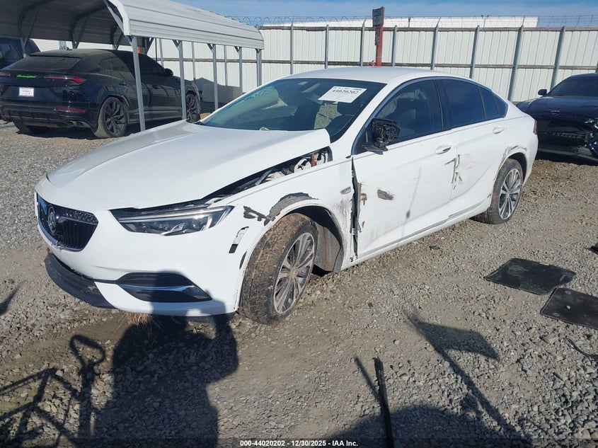2019 BUICK REGAL SPORTBACK — zdjęcie 2