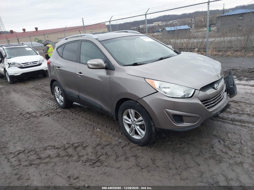 KM8JUCAC9CU417872 2012 Hyundai Tucson Gls auction photo 1