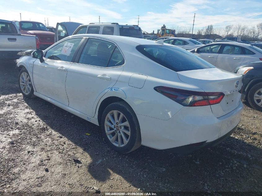 2024 Toyota Camry Le