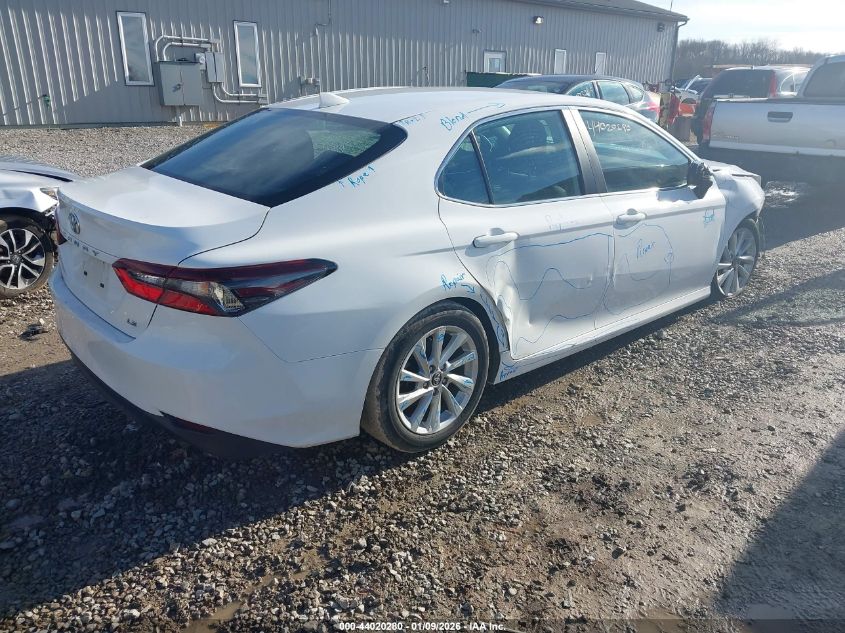 2024 Toyota Camry Le