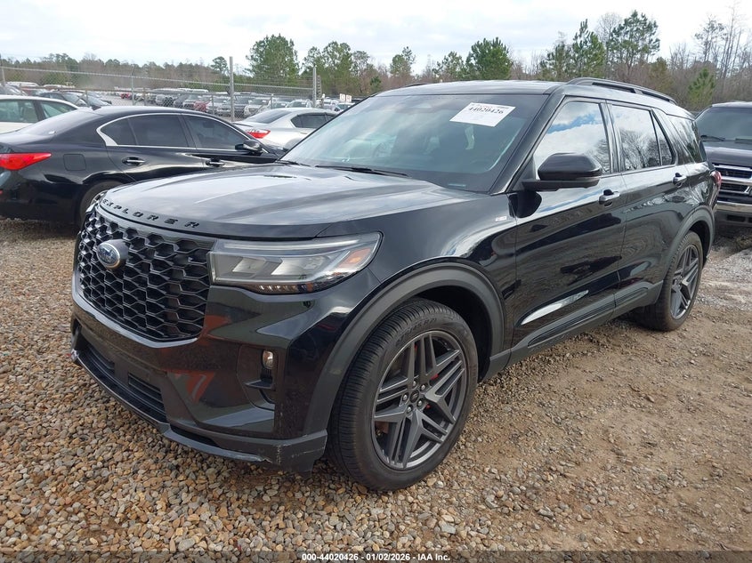 2025 Ford Explorer St-Line