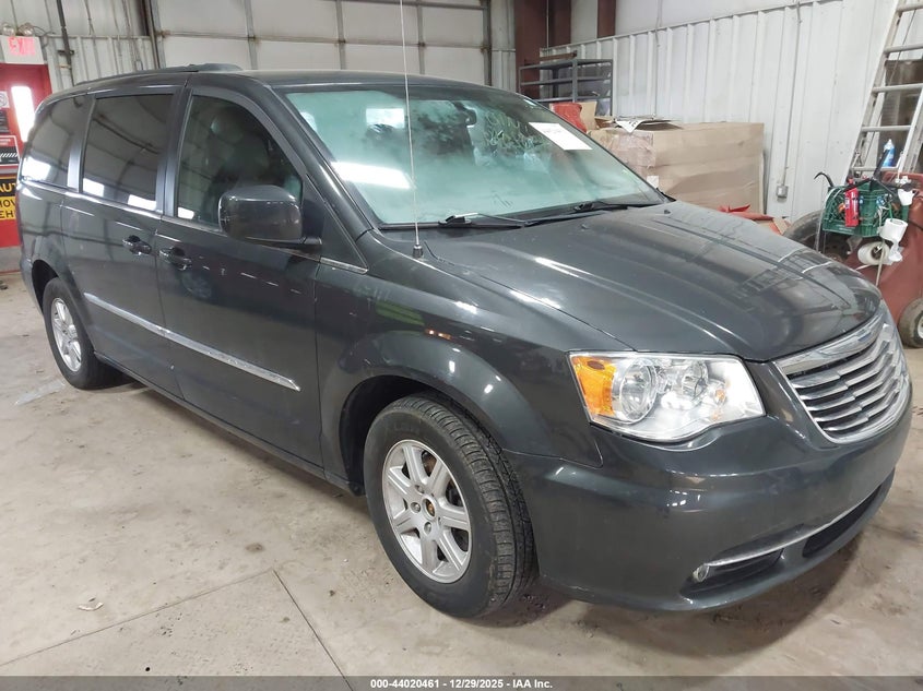 2012 Chrysler Town & Country Touring