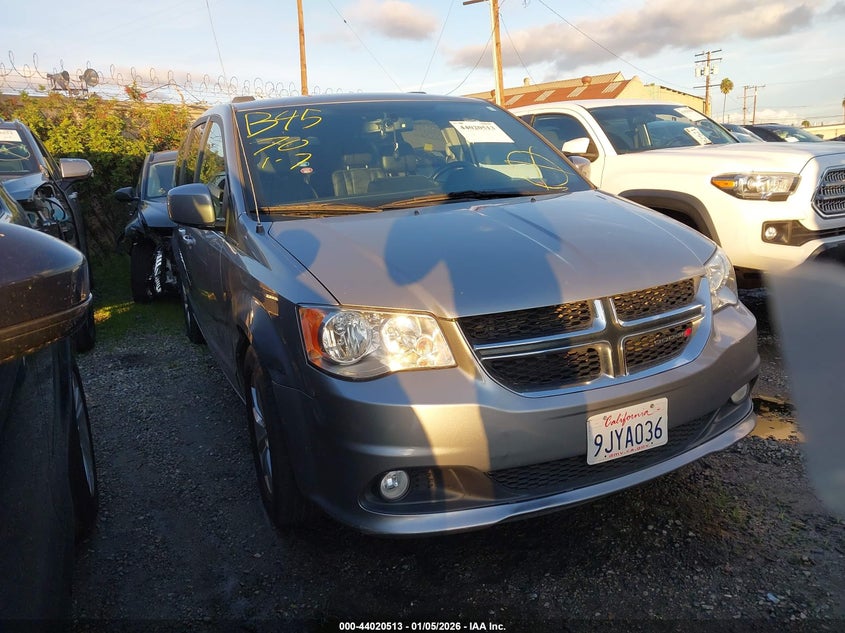 2C4RDGCG8JR251398 2018 Dodge Grand Caravan Sxt auction photo 1