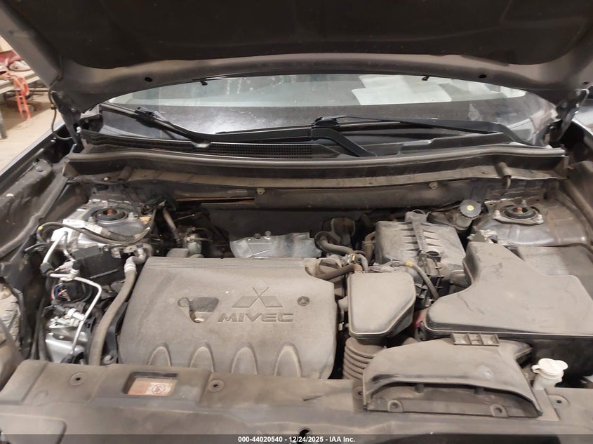 2018 Mitsubishi Outlander Es VIN: JA4AZ3A36JZ062434 Lot: 44020540