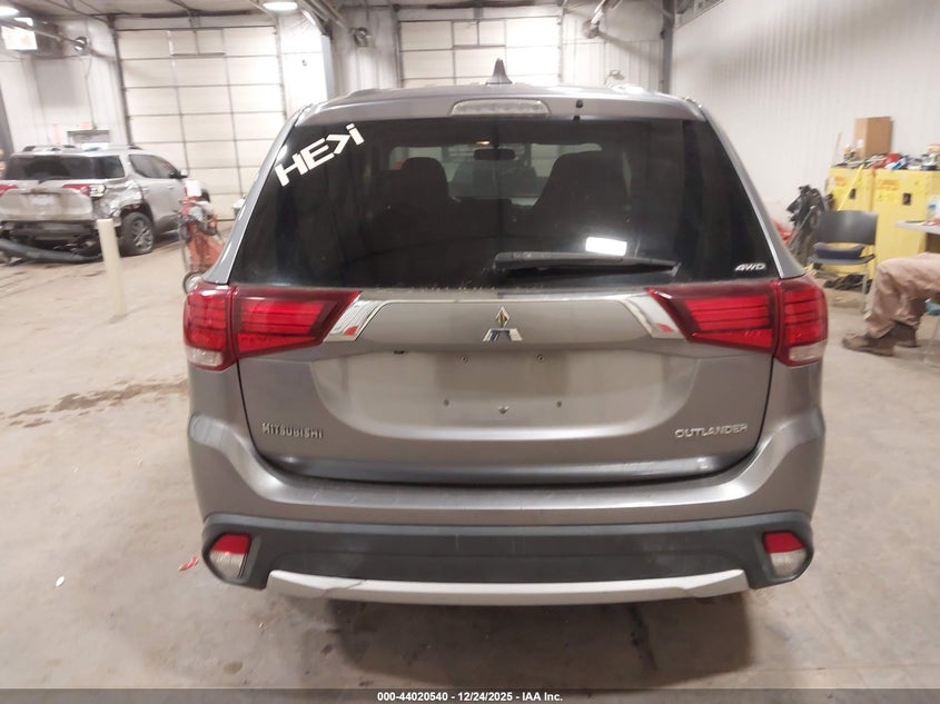 2018 Mitsubishi Outlander Es VIN: JA4AZ3A36JZ062434 Lot: 44020540
